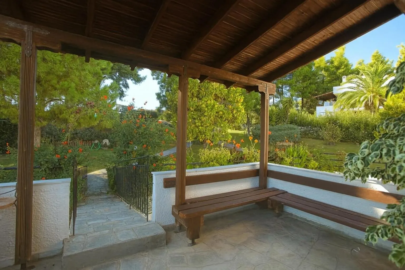 Elani Private Retreat - Villa Anna Garden Escape Siviri