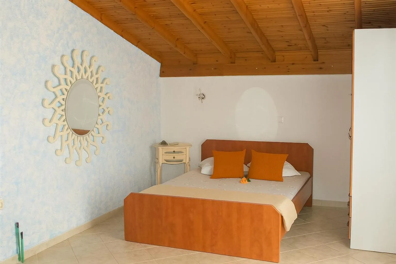 Elani Private Retreat - Villa Anna Garden Escape Siviri